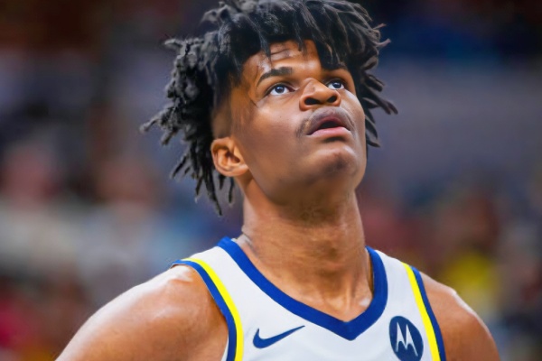 篮板悍将加盟！阿利兹-约翰逊一年合同签约森林狼，西决劲旅再补强